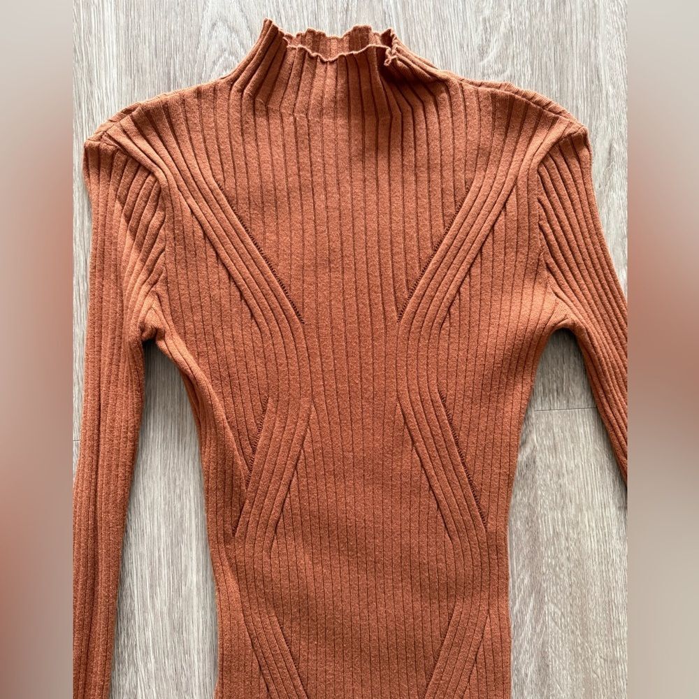 Lulu's Rust Long Sleeve Ribbed Dress - Picture 4 of 6